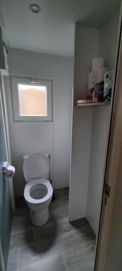 Mobilhome 2 Ch,1 Salon 40M2 De Charme Dans Camping *** Saint-Julien-en-Born Exterior foto